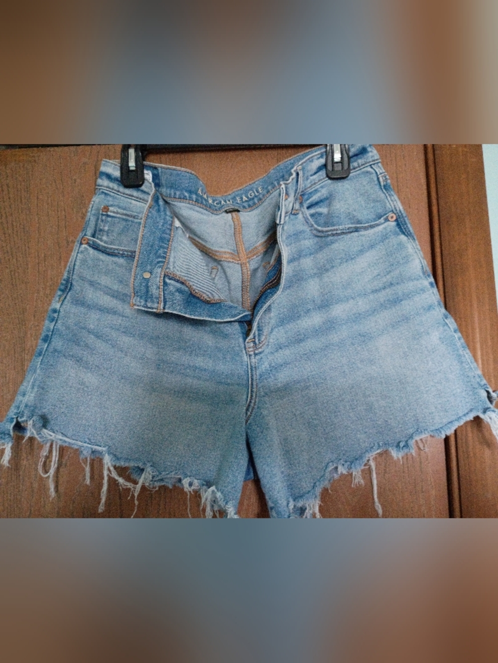 American Eagle, High Rise 90s Boyfriend Cut Off Jean Shorts, 16, W-16"